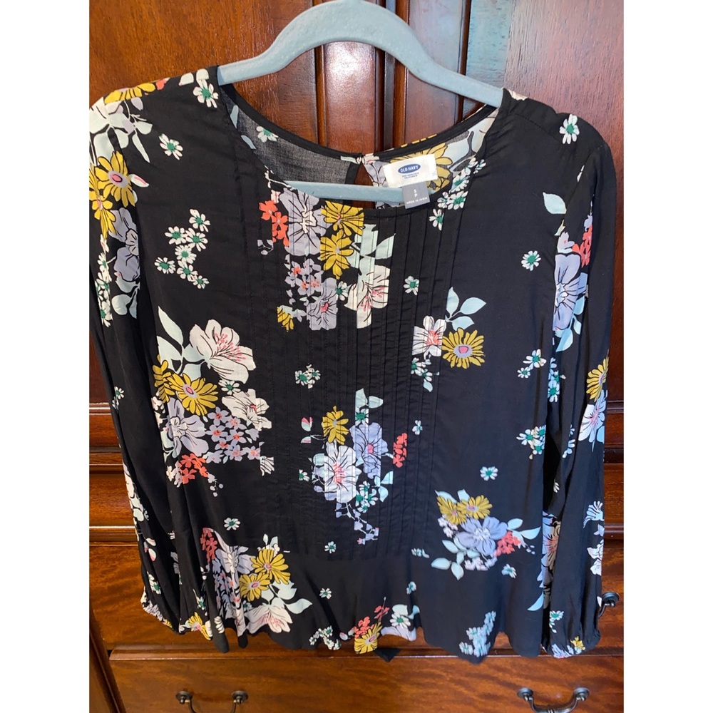 Women’s blouse